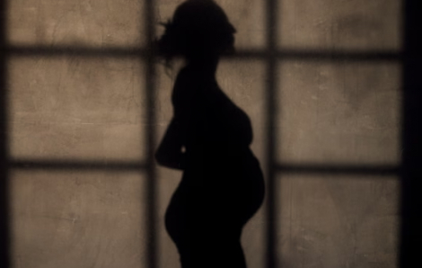 Người mang thai hộ có nguy cơ mắc bệnh tâm thần cao hơn phụ nữ mang thai khác