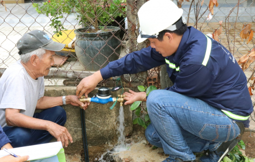 Đưa nước sạch đến từng hộ gia đình