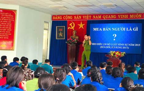 Cảnh giác trước chiêu trò “việc nhẹ, lương cao”
