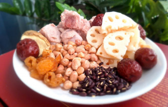 Nên ăn uống gì trong mùa hè nóng bức?