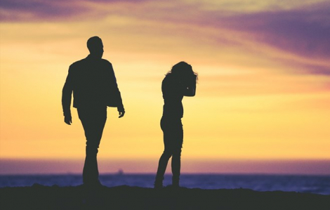 Em sợ mất anh ấy dù biết anh chưa từng thuộc về em