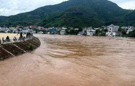 Nước trên sông Mã dâng cao, cảnh báo nguy cơ ngập lụt và lũ quét