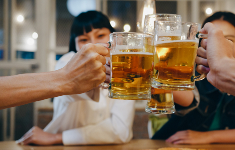 Đột quỵ trên bàn nhậu, lời cảnh tỉnh từ những cái chết thương tâm