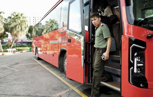 Xe đưa rước giúp cán bộ ở xa yên tâm công tác