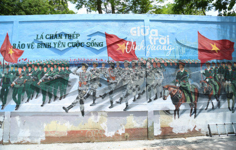 Ấn tượng với bức bích họa dài 300m trên đường Nguyễn Hữu Cảnh - phường Sài Gòn