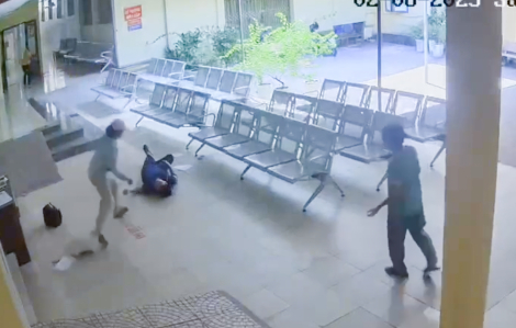 Cấp cứu người đàn ông bị ngừng tim khi đang chờ khám bệnh