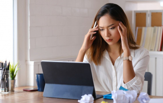 Quy trình chăm da sáng - trưa - tối cho dân văn phòng ngồi điều hòa