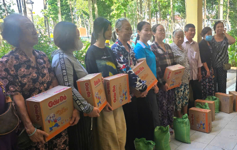 Sự động viên, sẻ chia đến với phụ nữ khó khăn, yếu thế