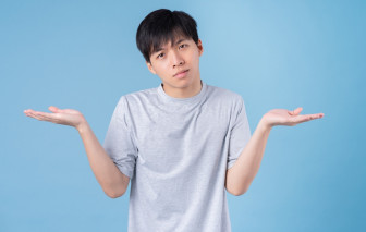 Chỉ đường cho hươu: Bác trai áp giờ giới nghiêm quá… ngặt