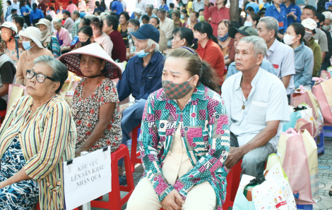 Hơn 600 người dân được chăm lo trong chương trình “Chung tay vì cộng đồng”