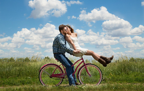 Chưa yêu đã lên bờ xuống ruộng