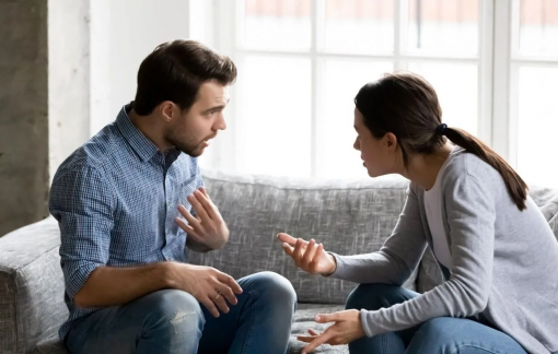 Chồng làm sai nhưng... bạn chồng xin lỗi