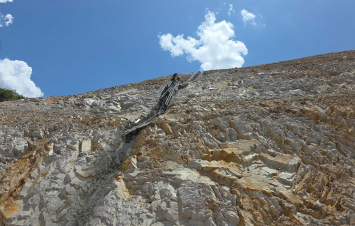 Tai nạn trên cao tốc ở Đắk Lắk: Nhóm công nhân bị bê tông vùi lấp sau khi sập cốt pha