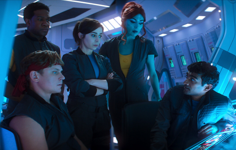 Black Mirror và những câu chuyện lạnh gáy về mặt trái của công nghệ