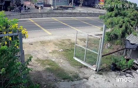 CSGT bị thiếu niên chạy xe máy tông gãy chân trên quốc lộ