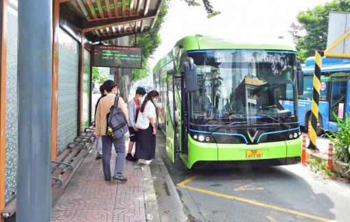 TPHCM rà soát lại các đề án chuyển đổi xanh trong vận tải hành khách công cộng