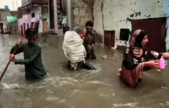 Lũ quét ở Ấn Độ và Pakistan khiến hơn 200 người thiệt mạng