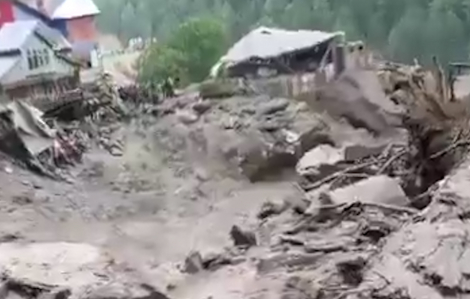 Lũ quét kinh hoàng ở Ấn Độ, ít nhất 60 người thiệt mạng và hơn 200 người mất tích