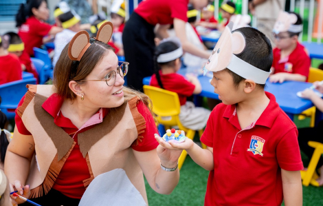 Độc đáo mùa hè của trẻ ở Royal School: Mỗi tuần một lễ hội, không gian mới