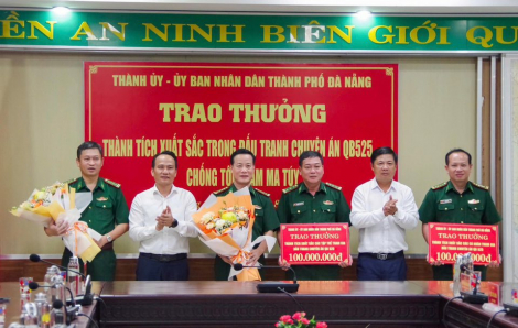 Đà Nẵng trao thưởng cho lực lượng biên phòng phá đường dây đưa gần 300kg ma tuý từ Lào về Việt Nam