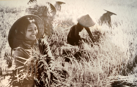 Từ mùa thu lịch sử, phụ nữ Việt Nam vươn mình kiến tạo tương lai