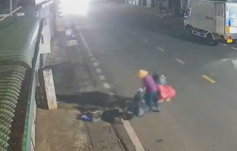 Người phụ nữ đi xe đạp điện gây tai nạn rồi rời hiện trường