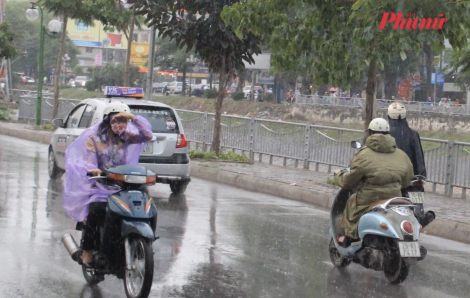 Thời tiết TPHCM ngày 18/8: Mưa rào, có nơi mưa dông