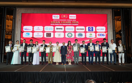 EVNHCMC được vinh danh tại ASEAN Award 2025: Khẳng định vị thế doanh nghiệp Việt Nam trong tiến trình hội nhập