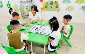 TPHCM: Hơn 40% cơ sở giáo dục mầm non tổ chức cho trẻ làm quen tiếng Anh