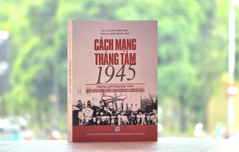 Theo dấu chân những người yêu nước