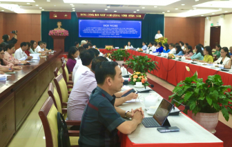 Góp ý dự thảo văn kiện Đại hội Đảng: Đề xuất cơ chế phát triển cán bộ nữ