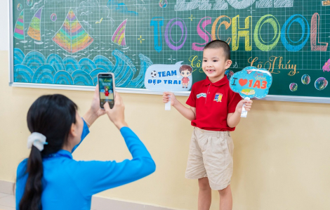 Royal School đón “khối em bé” vào lớp Một: Ngày tựu trường hạnh phúc cùng con