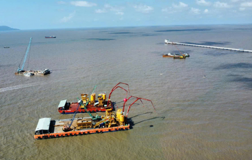 Đầu tư nhiều dự án lớn giúp Đất Mũi chuyển mình