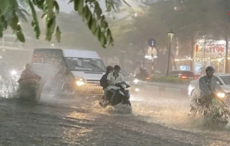 Thời tiết ngày 22/8: Mưa lớn ở vùng núi Bắc Bộ, cảnh báo gió mạnh trên Biển Đông
