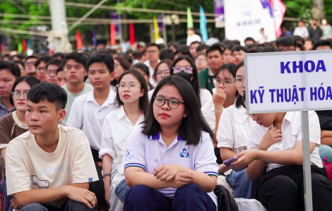 Điểm chuẩn nhiều trường thành viên ĐH Quốc gia TPHCM lên tới 28,08 điểm