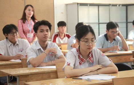 Hàng loạt trường ĐH "hot" ở TPHCM công bố điểm chuẩn