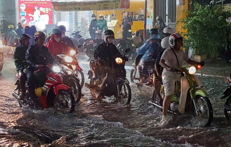 Thời tiết TPHCM ngày 22/8: Nhiều lưu ý quan trọng về chiều tối