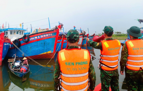 Biên phòng Đà Nẵng tích cực kêu gọi người dân tránh trú bão số 5