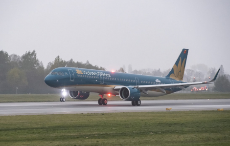 Nhiều chuyến bay bị hủy do bão số 5