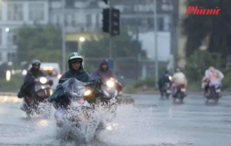 Vừa qua bão số 5, miền Trung sắp đón bão số 6?