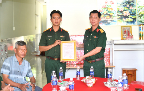 Mừng Quốc khánh 2/9, Bộ Chỉ huy quân sự An Giang bàn giao 17 căn nhà đồng đội