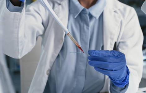 Nga công bố kế hoạch tung vắc-xin HIV