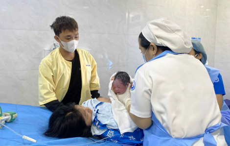 TPHCM dự kiến tăng mức hỗ trợ cho phụ nữ sinh đủ 2 con trước 35 tuổi lên 5 triệu đồng