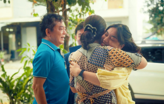 Tri ân cha mẹ mùa Vu Lan bằng món quà chúc sức khỏe