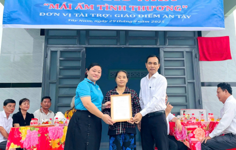 Căn nhà mới xua tan nỗi lo của người phụ nữ mang nhiều bệnh tật