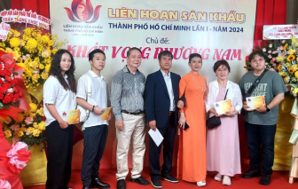 NSND Mỹ Uyên diễn nhạc kịch lịch sử Hàn Quốc