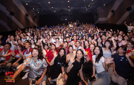 “Mưa đỏ” thu hơn 300 tỉ đạt kỷ lục khó tin cho dòng phim lịch sử chiến tranh