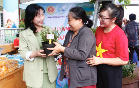 Rộn ràng “Ngày hội Độc lập” ở phường Bảy Hiền