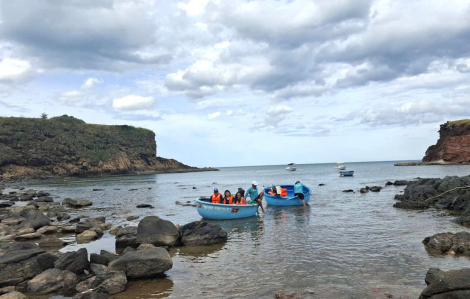 Lãng mạn và yên bình bến thúng Hòn Yến