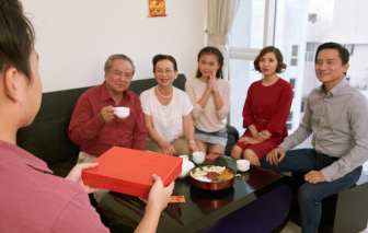 Cha mẹ đã già rồi!